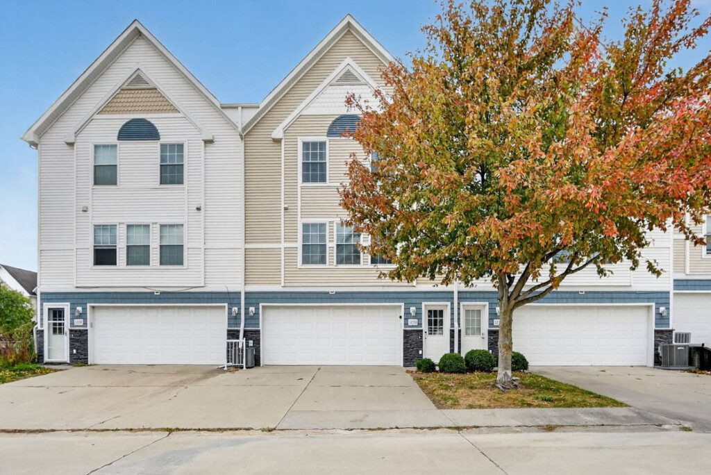 45963 449510 IYvmSP4P Q7xISqZvBFTmUzoeRKXOOoiesecVvj0xuA 690b5228b6acf.jpg